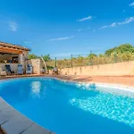 Dom wakacyjny Joli Avec Piscine