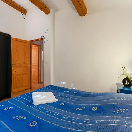 Joli Avec Piscine