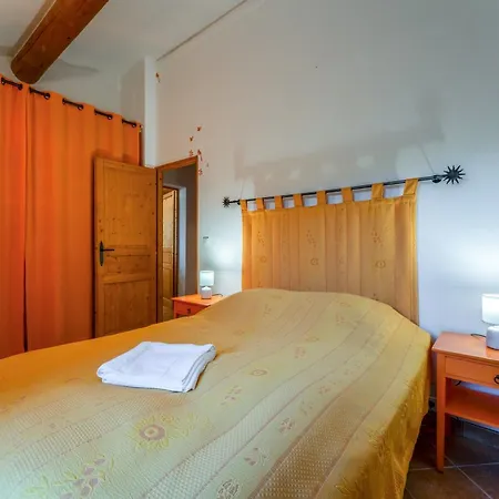 Joli Avec Piscine *